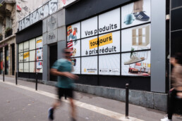 OOH Paris Premium Ad Campaign Street marketing WOOLSOCKS x Surface Media
