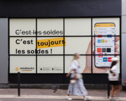 OOH Paris Premium Ad Campaign Street marketing WOOLSOCKS x Surface Media